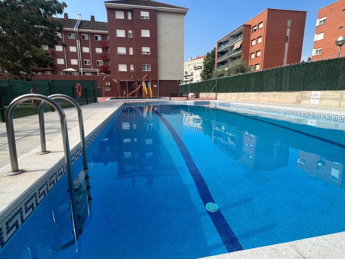 Pool And Confort 3 Habitaciones Y Garaje By Apartamentos Logroño Exteriér fotografie